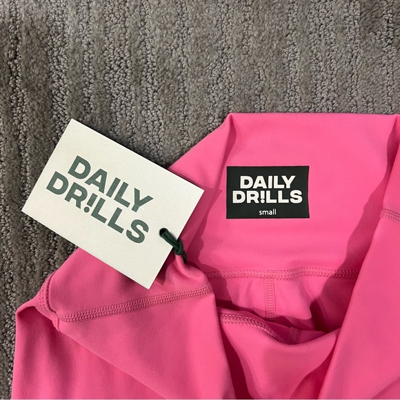 Daily Drills Leggings - Picture 3 of 3